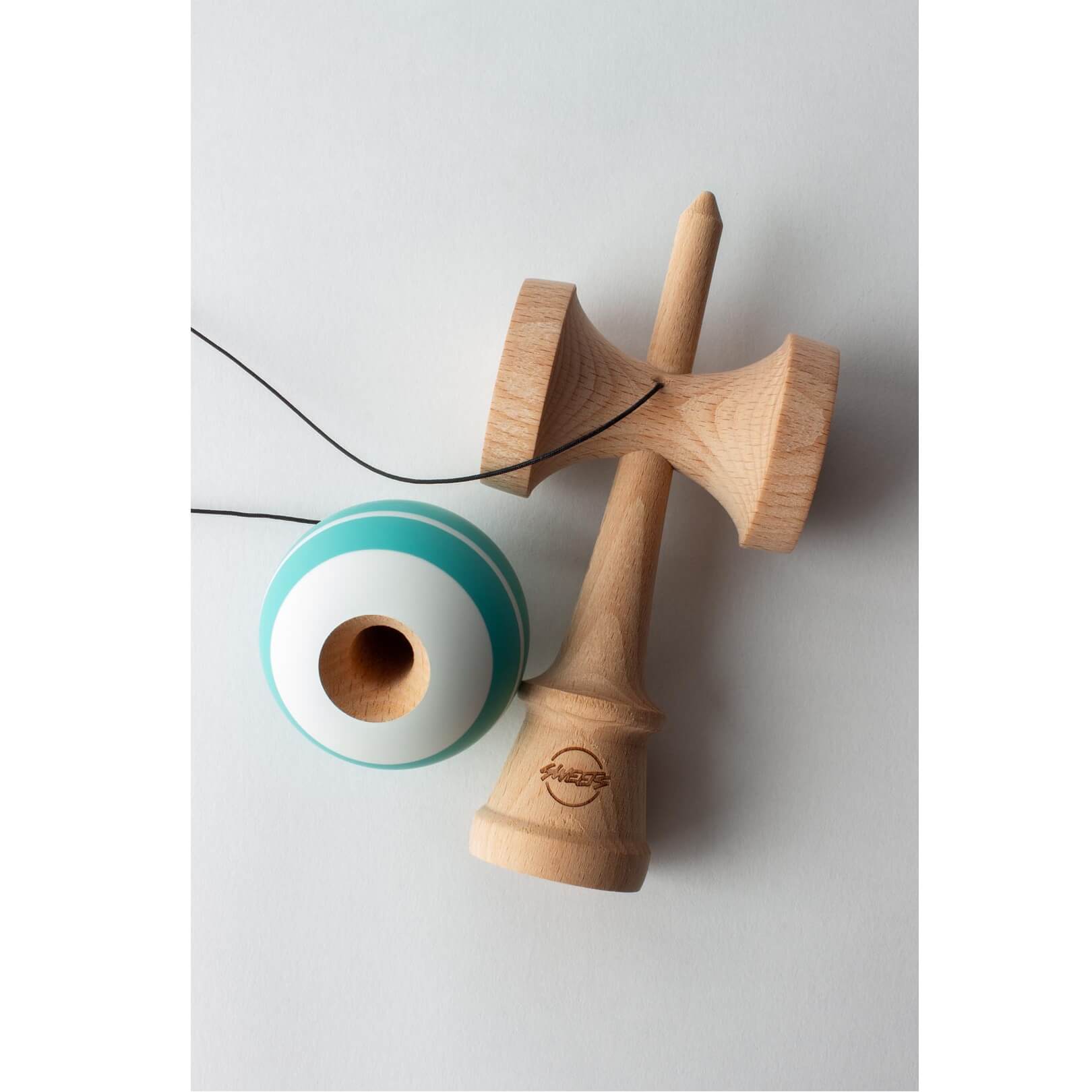 Kendama Sweets Tracker Broken Shape AntiSkid Seafoam | Contrastmarket
