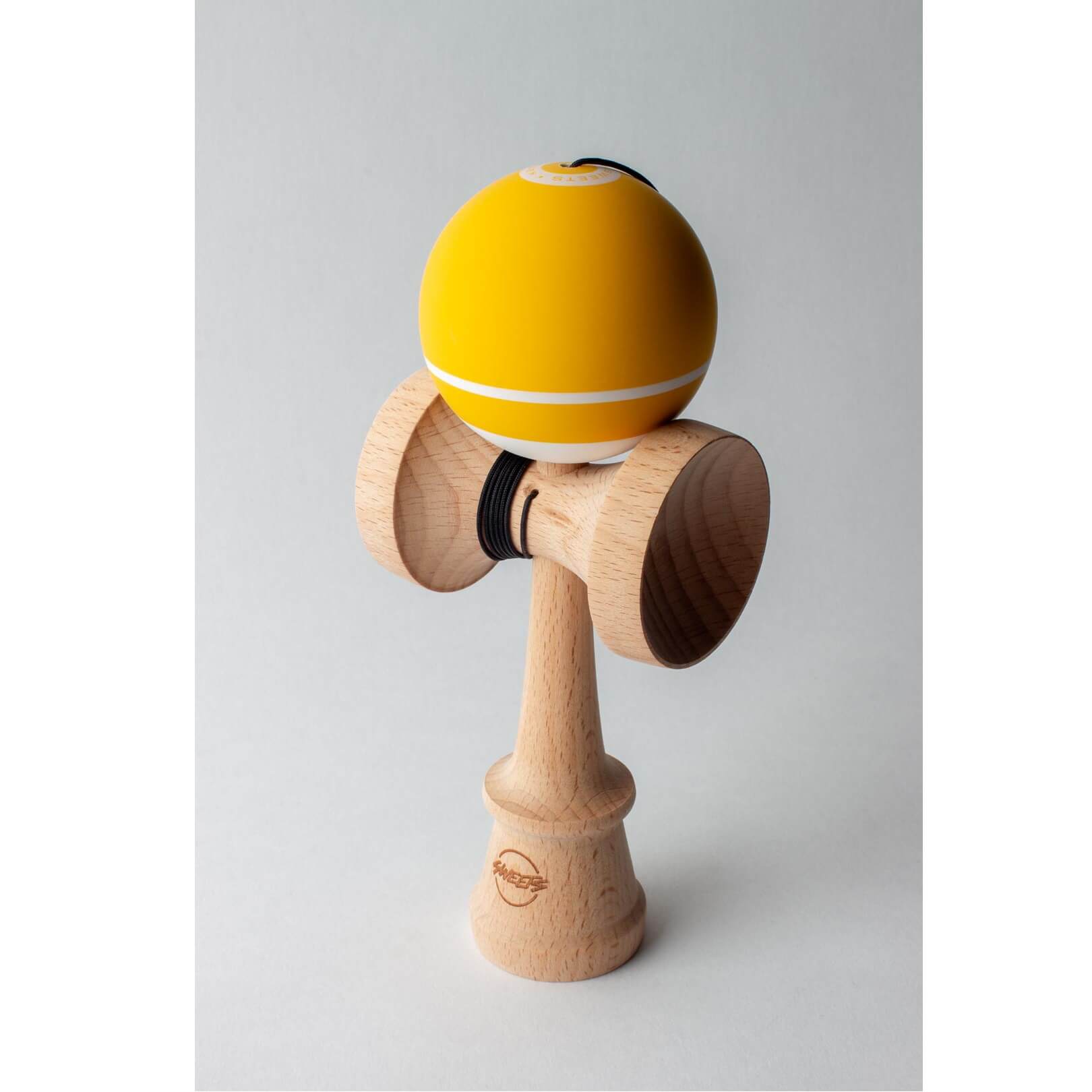 Kendama Sweets Tracker Broken Shape AntiSkid Yellow | Contrastmarket