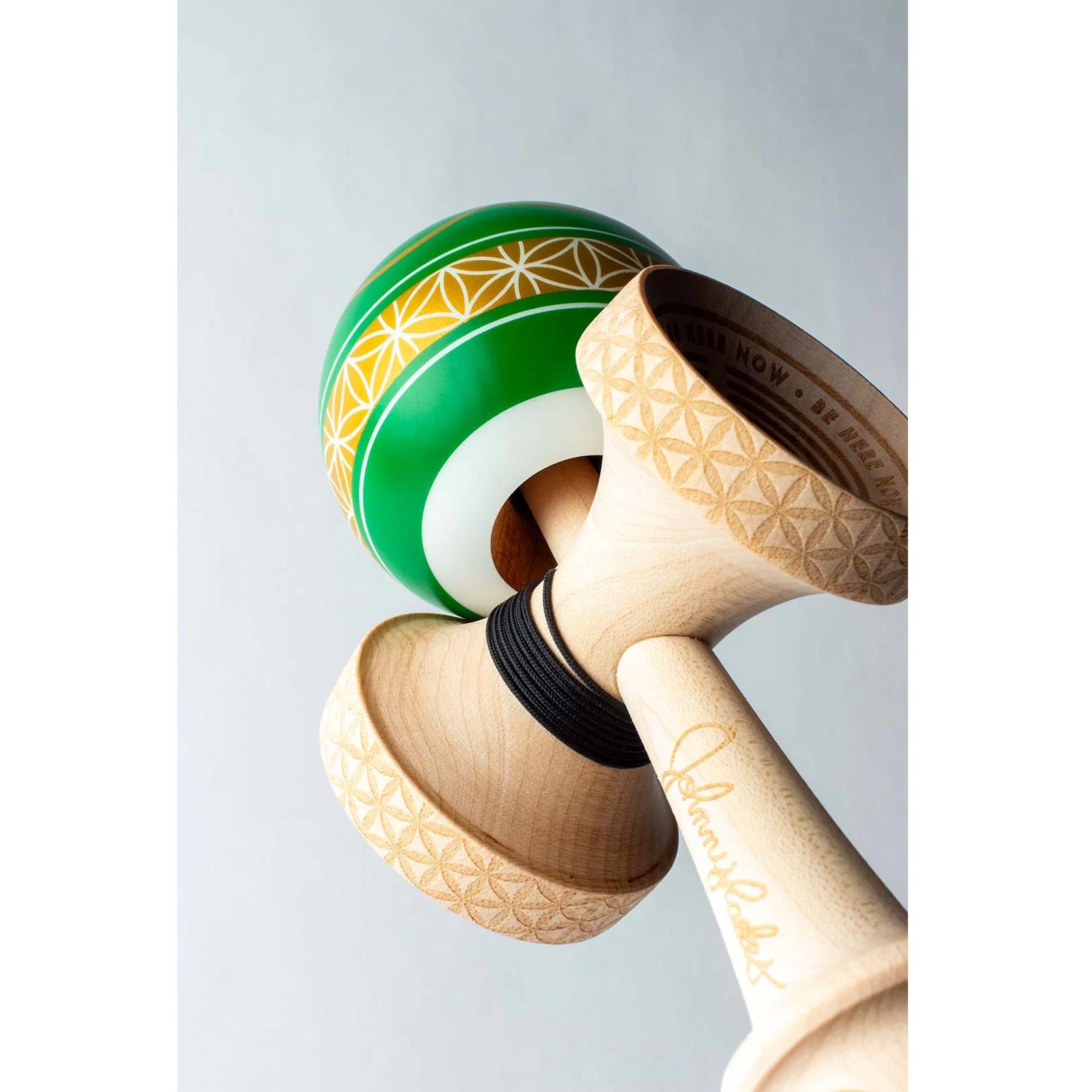 Kendama Sweets Kendamas Johnny Raekes Signature Broken Shape